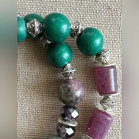 20-1/2 inch Ruby Zoisite gemstone bead Necklace NWOT - Picture 8 of 13